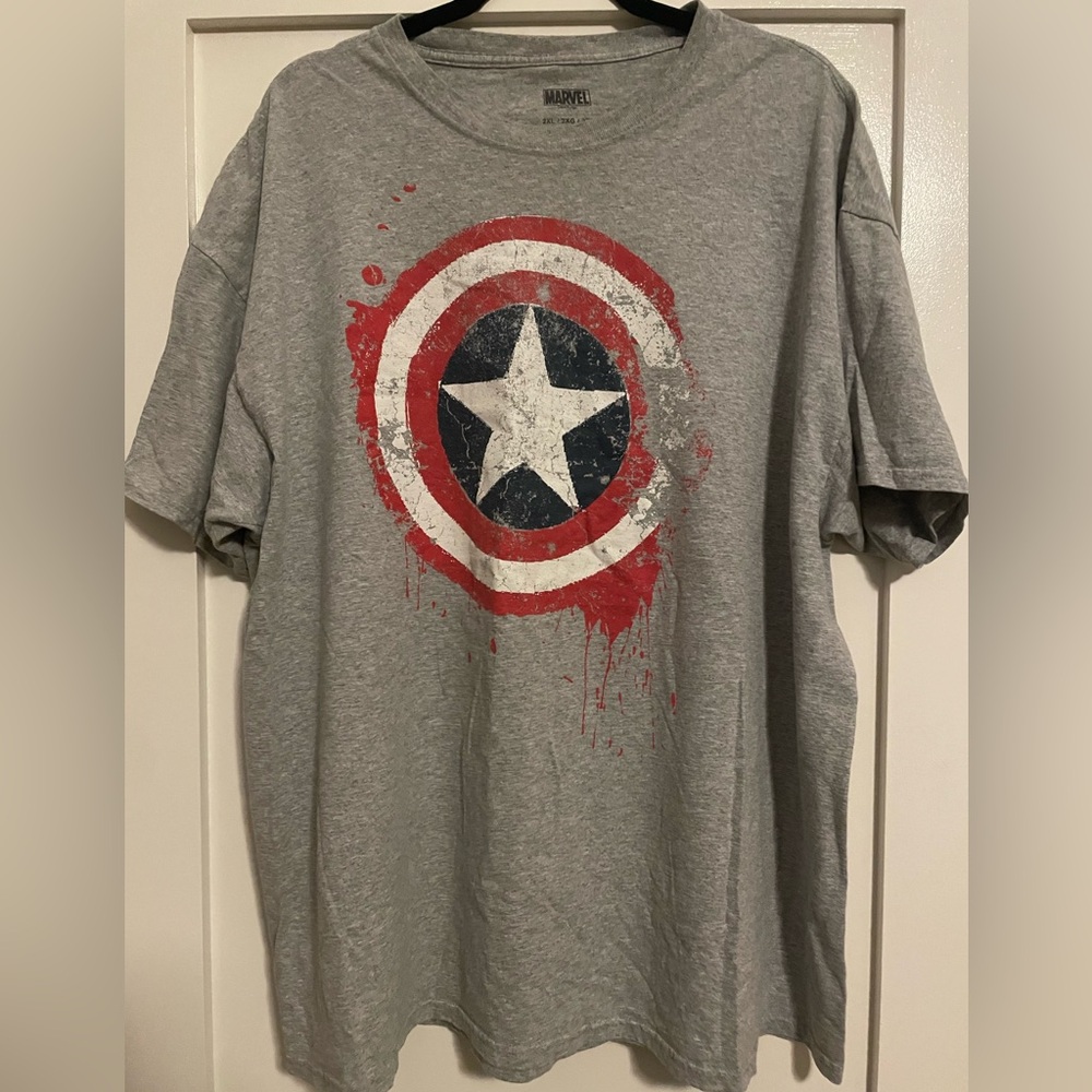 Marvel Captain America Shield Gray T-Shirt